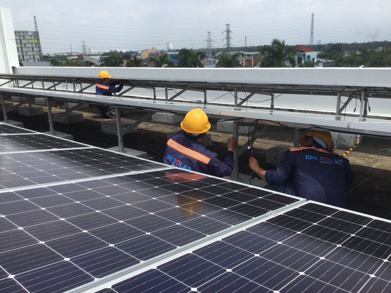 lắp đặt điện mặt trời giảm thiểu nguy cơ thiếu điện lắp đặt điện mặt trời giảm thiểu nguy cơ thiếu điện